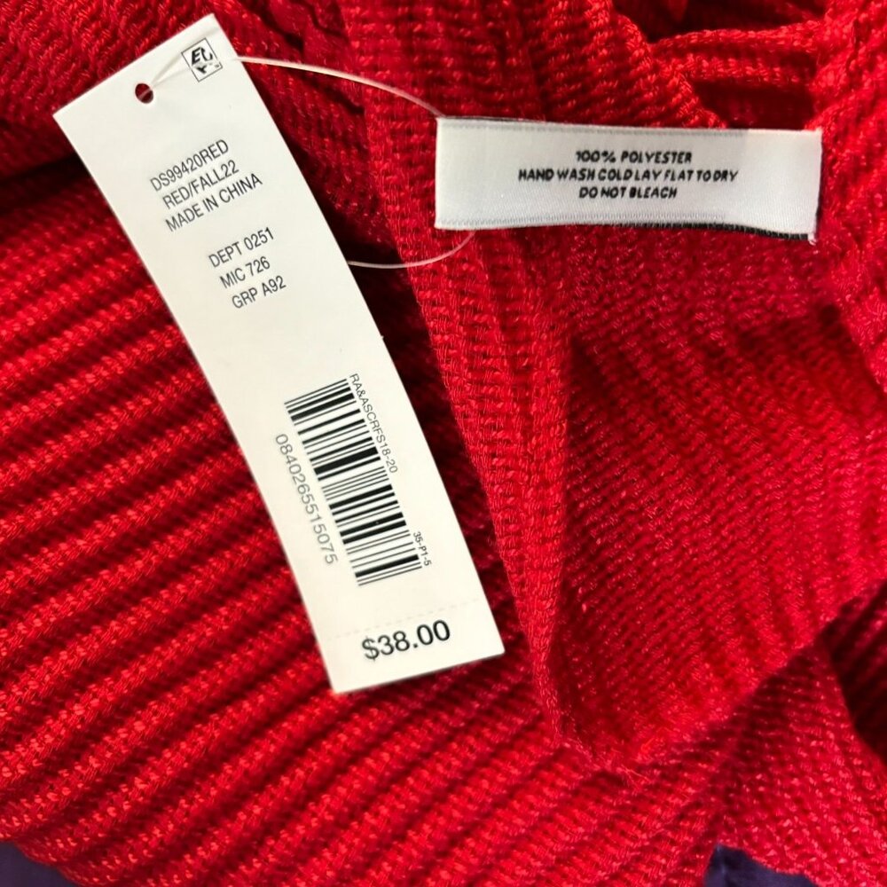 Anna & Ava Red Ribbed Knit Scarf Lightweight Polyester Wrap Soft Stretch NEW - Picture 5 of 5